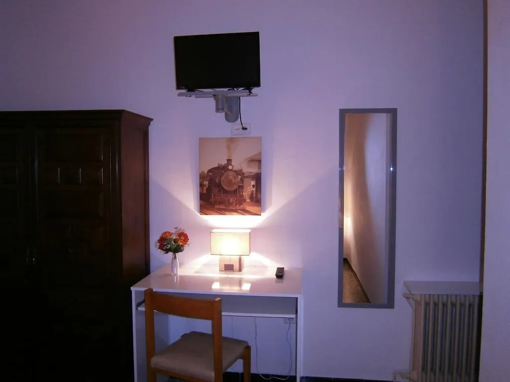 Guest house Hostal Don Pepe Figueres